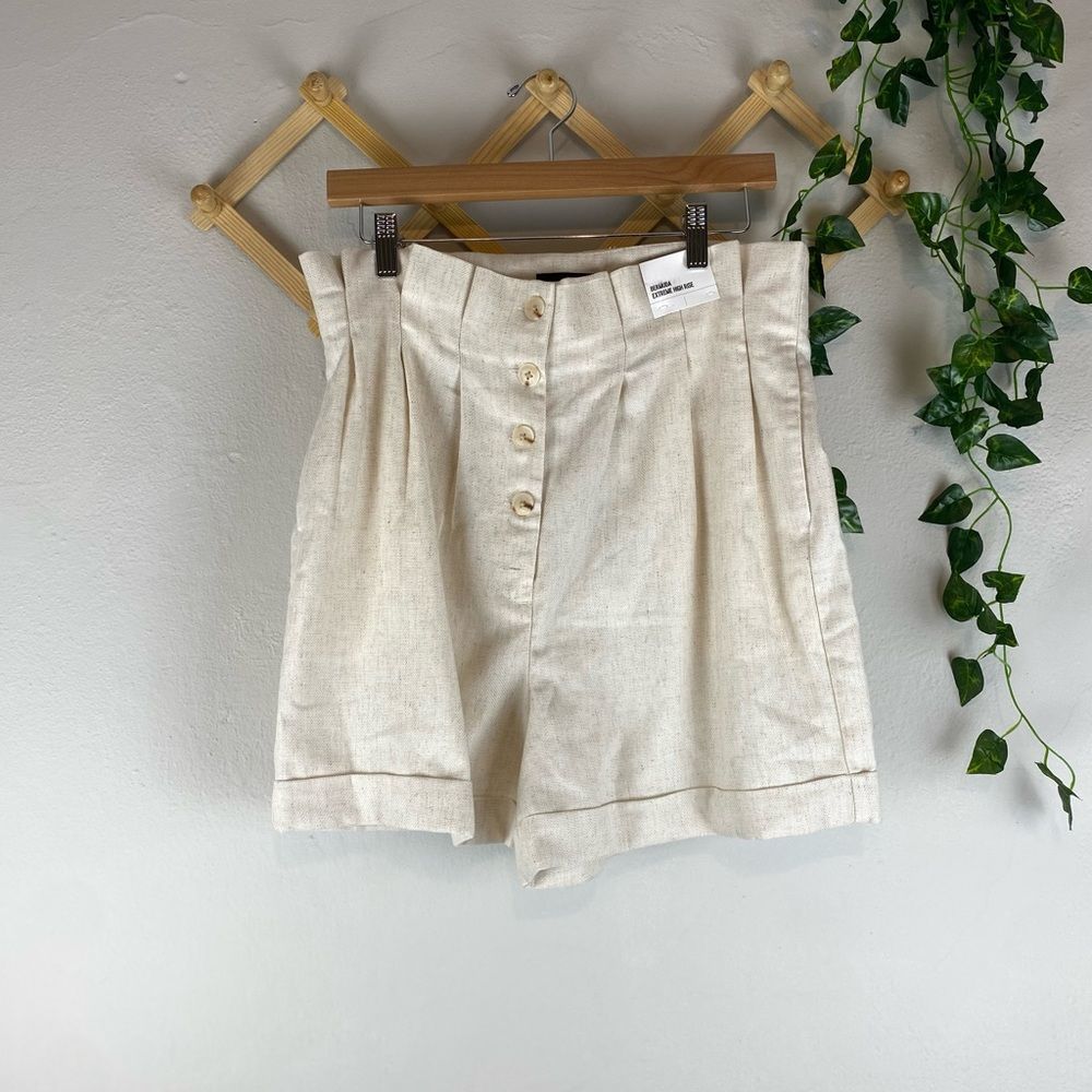 Express Cream Women's Shorts